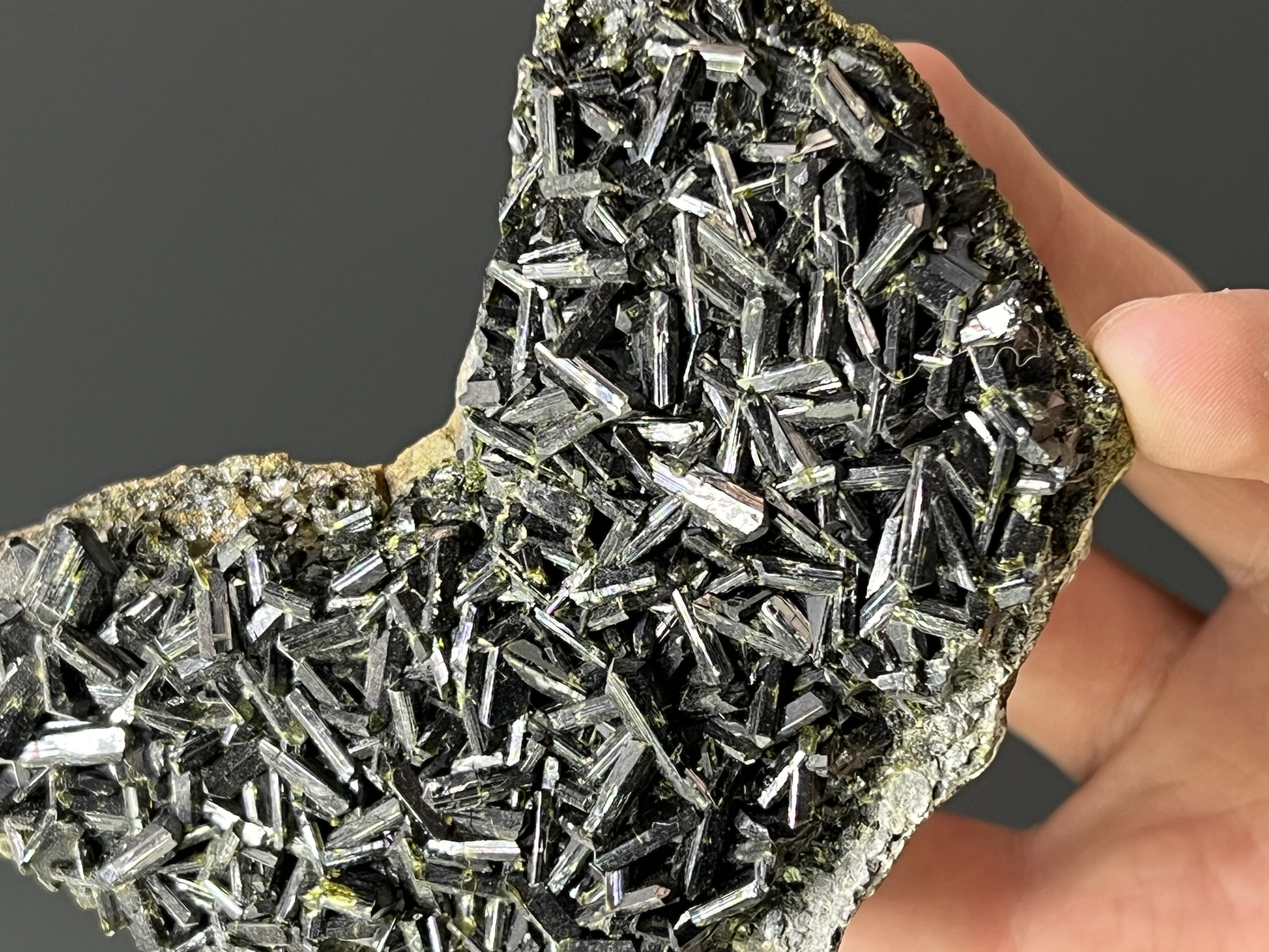 Black Epidote