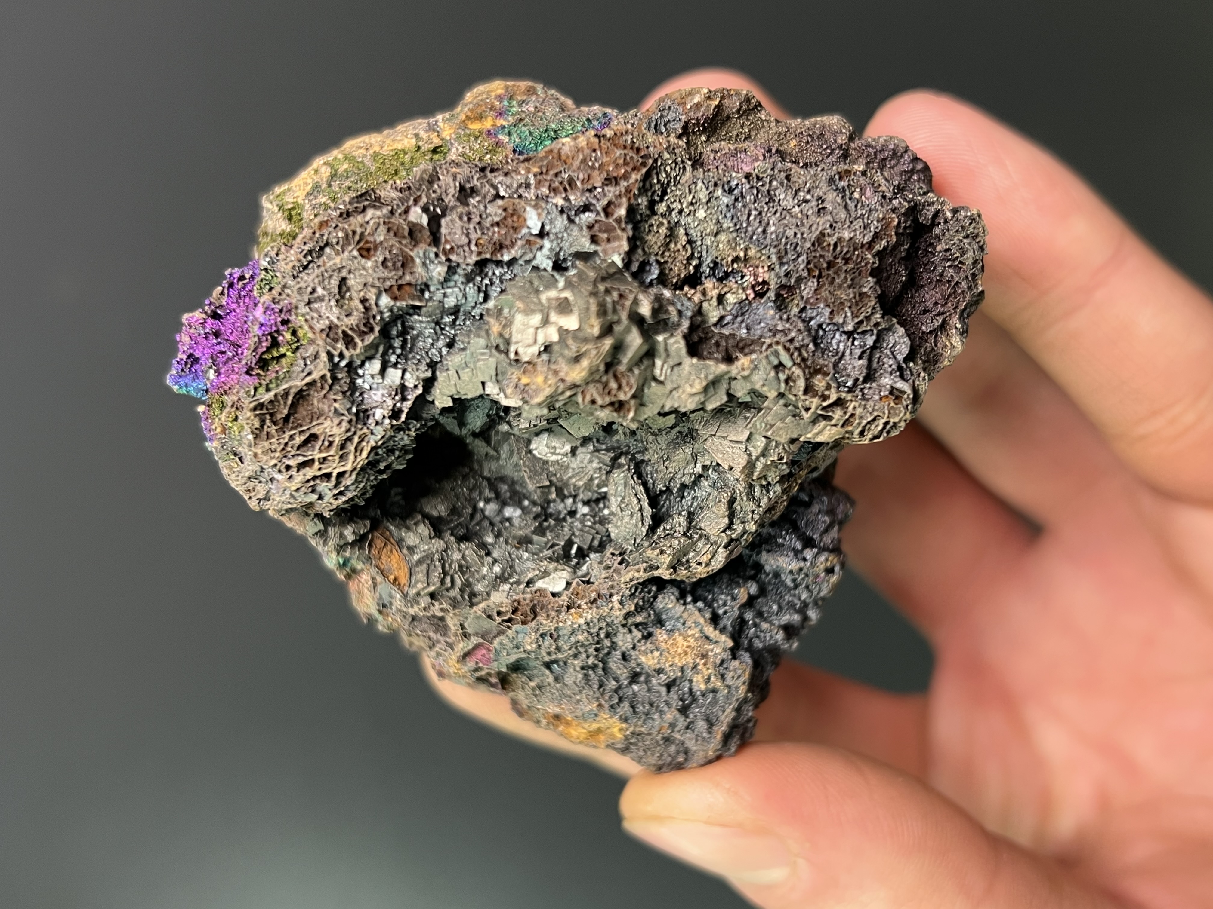 Special Piece, Colourful Turgite With Iron Siderite