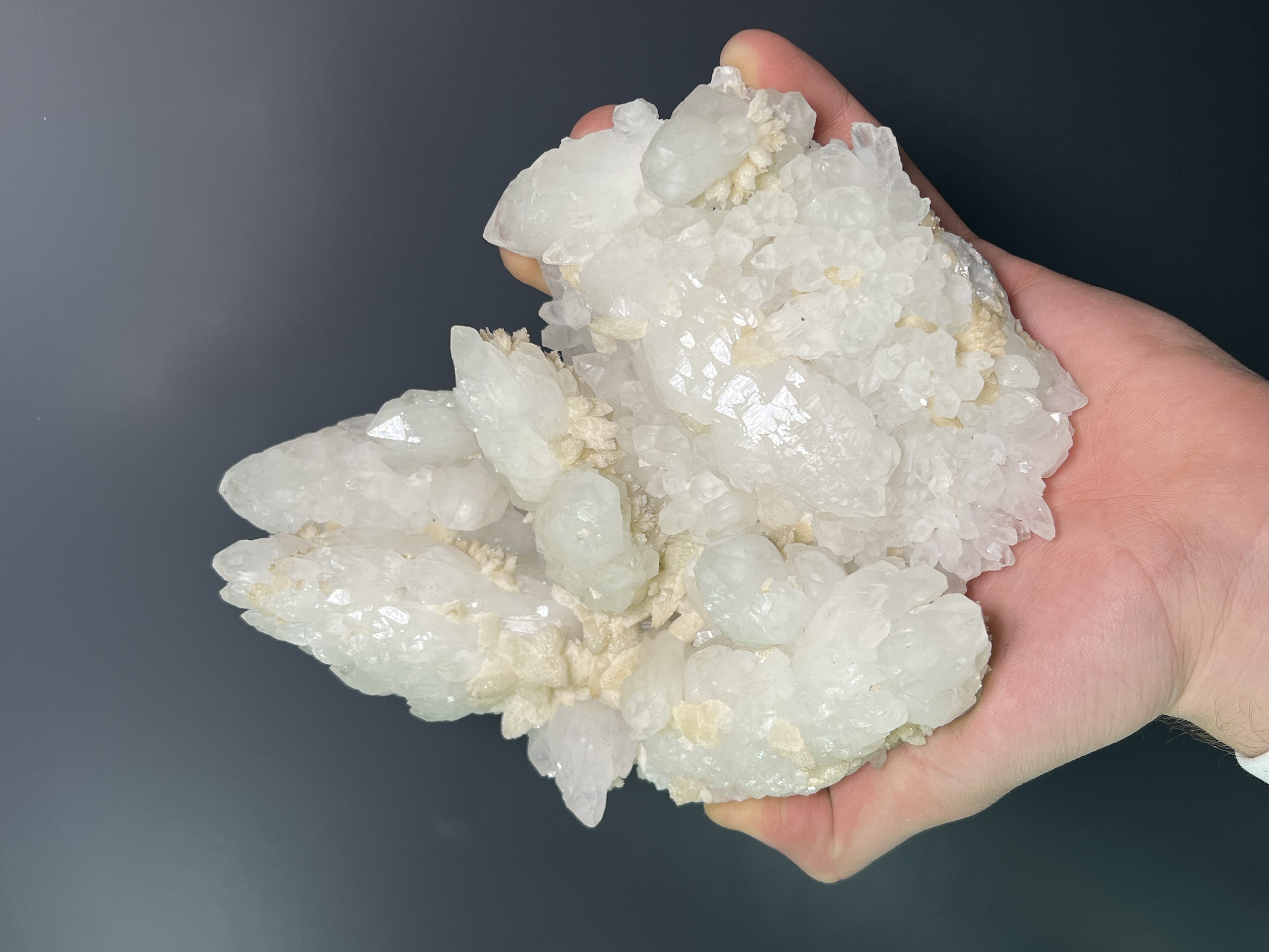 Calcite With Cathedral Crystal Quartz Specimen, 1,2kg