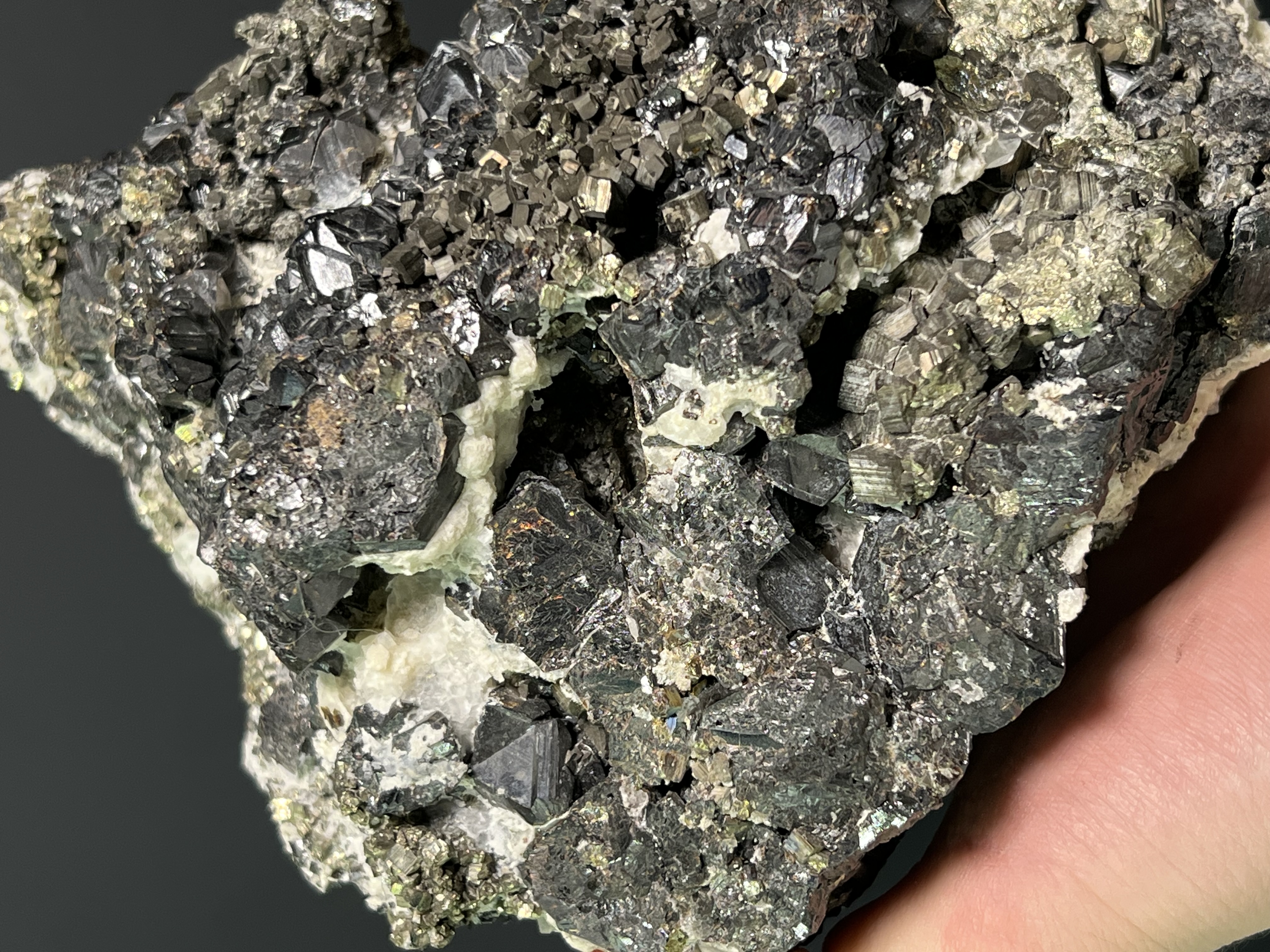 Pyrite, Galena, Quartz And Tetrahedrite, 2,7kg