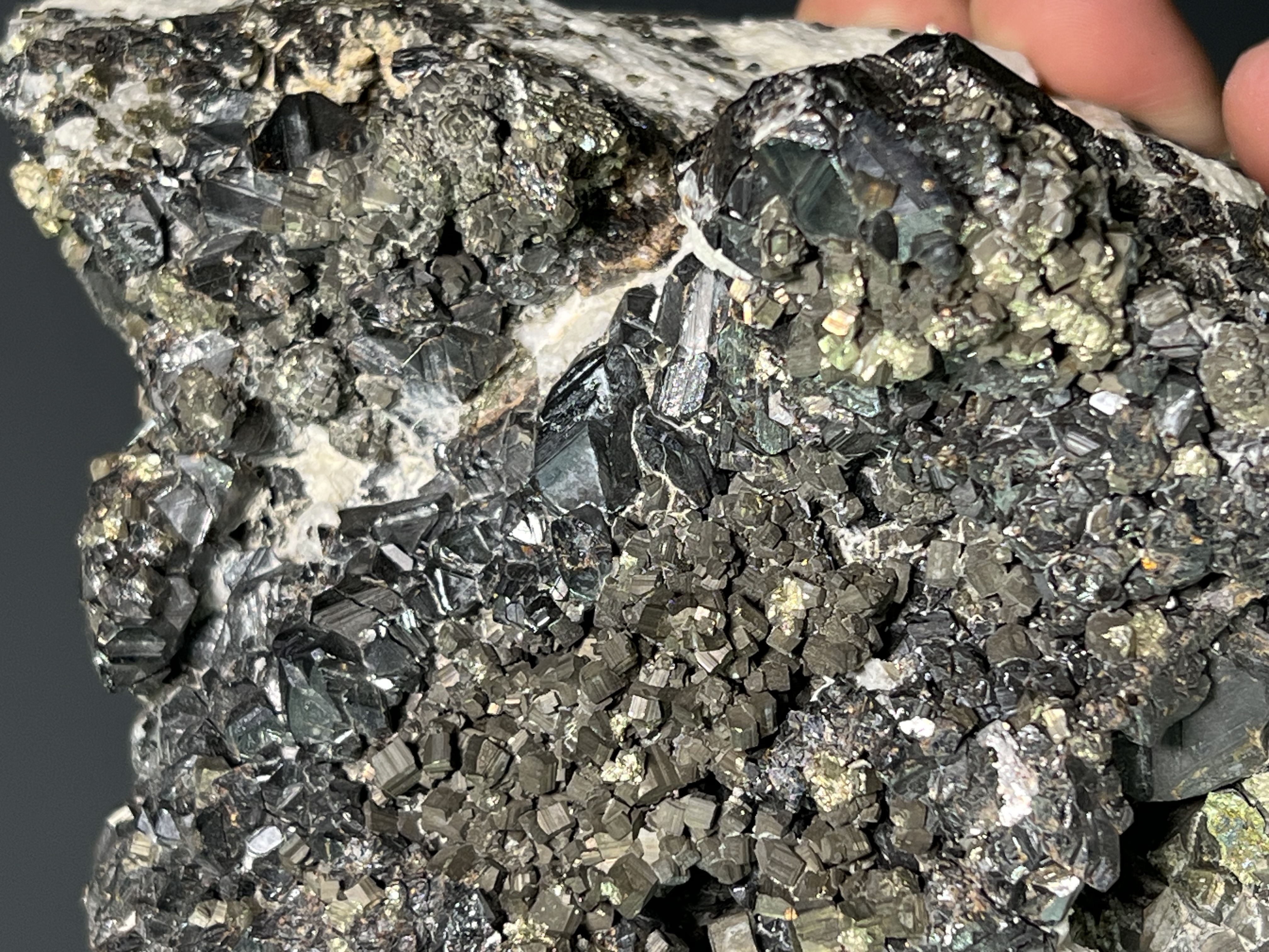 Pyrite, Galena, Quartz And Tetrahedrite, 2,7kg