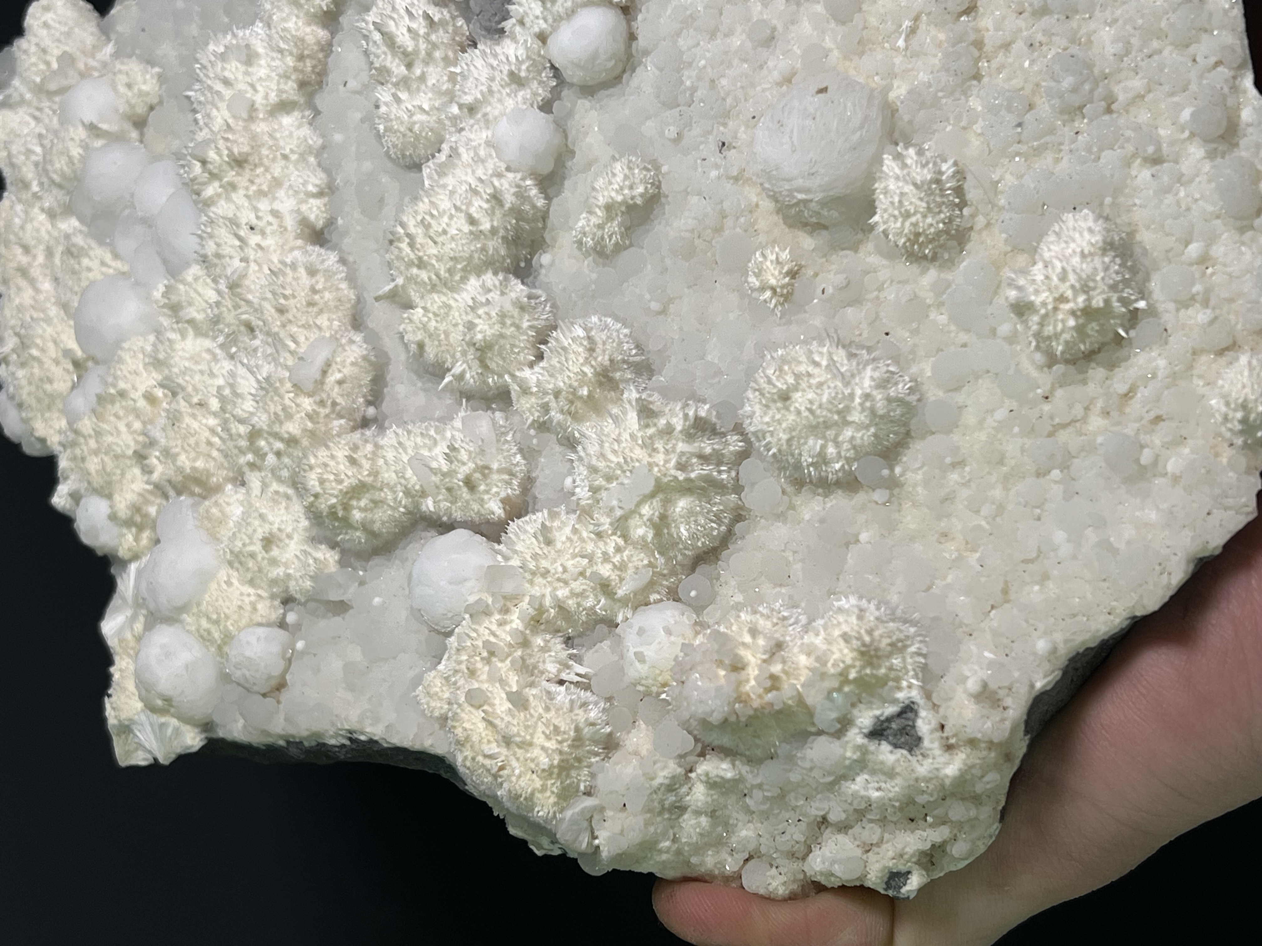 Natural Okenite Quartz Specimen, 1,8kg