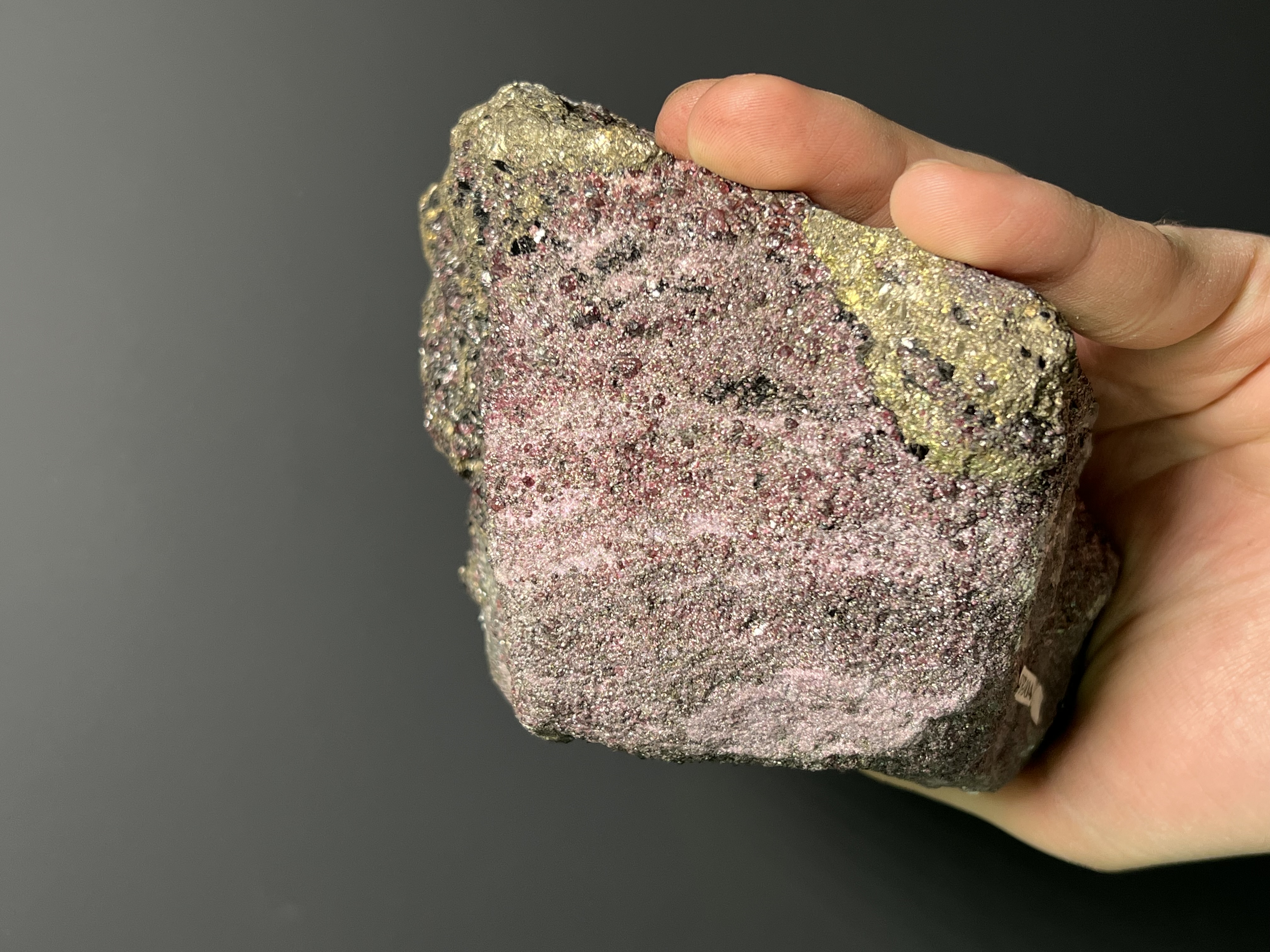 Pyrrhotite, Quartz, Biotite And Garnet Specimen, 1,9kg