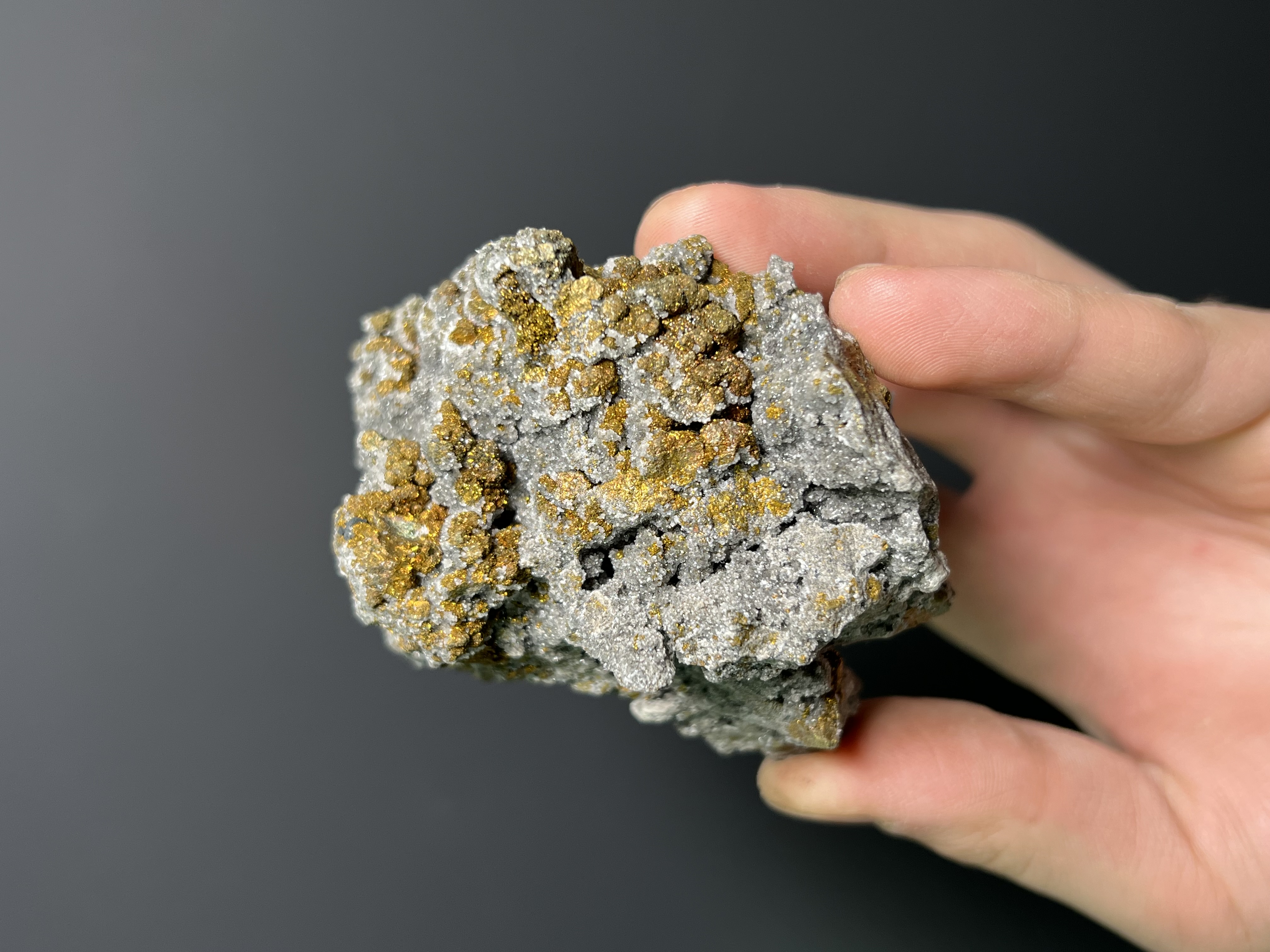 Calcite And Dolomite With Chalcopyrite, 440gram