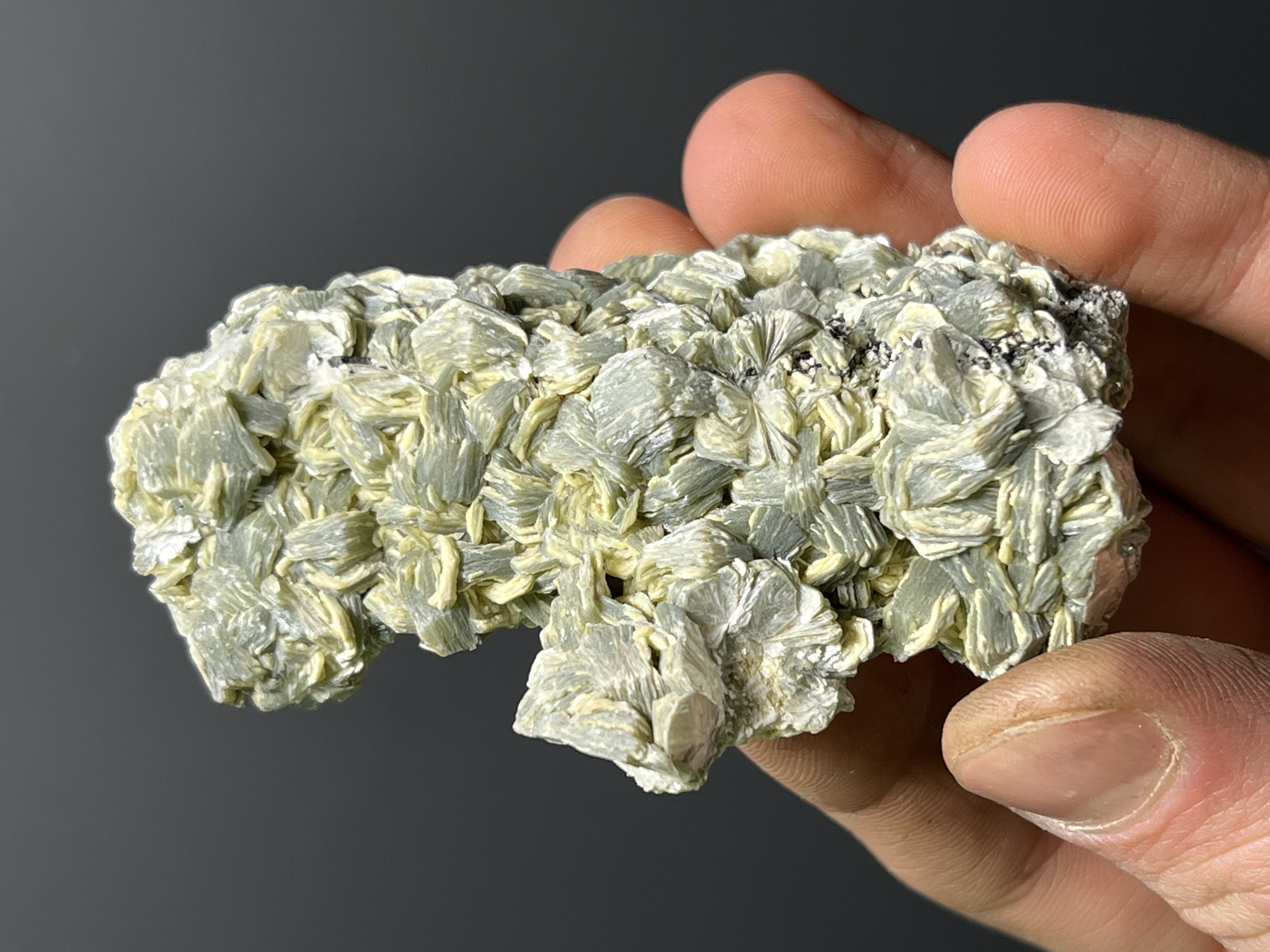 Special Vermiculite With Tourmaline Specimen, 92gram 