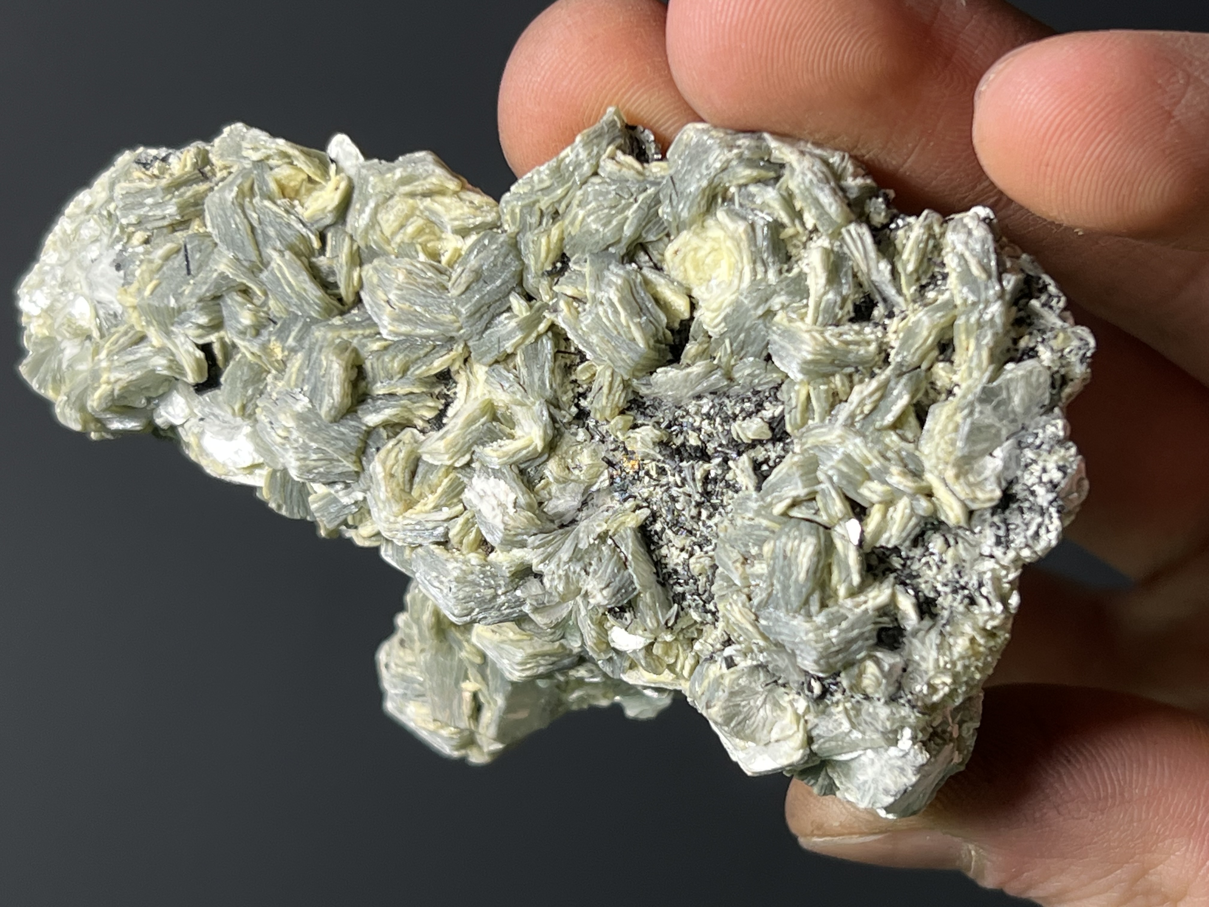 Special Vermiculite With Tourmaline Specimen, 92gram 