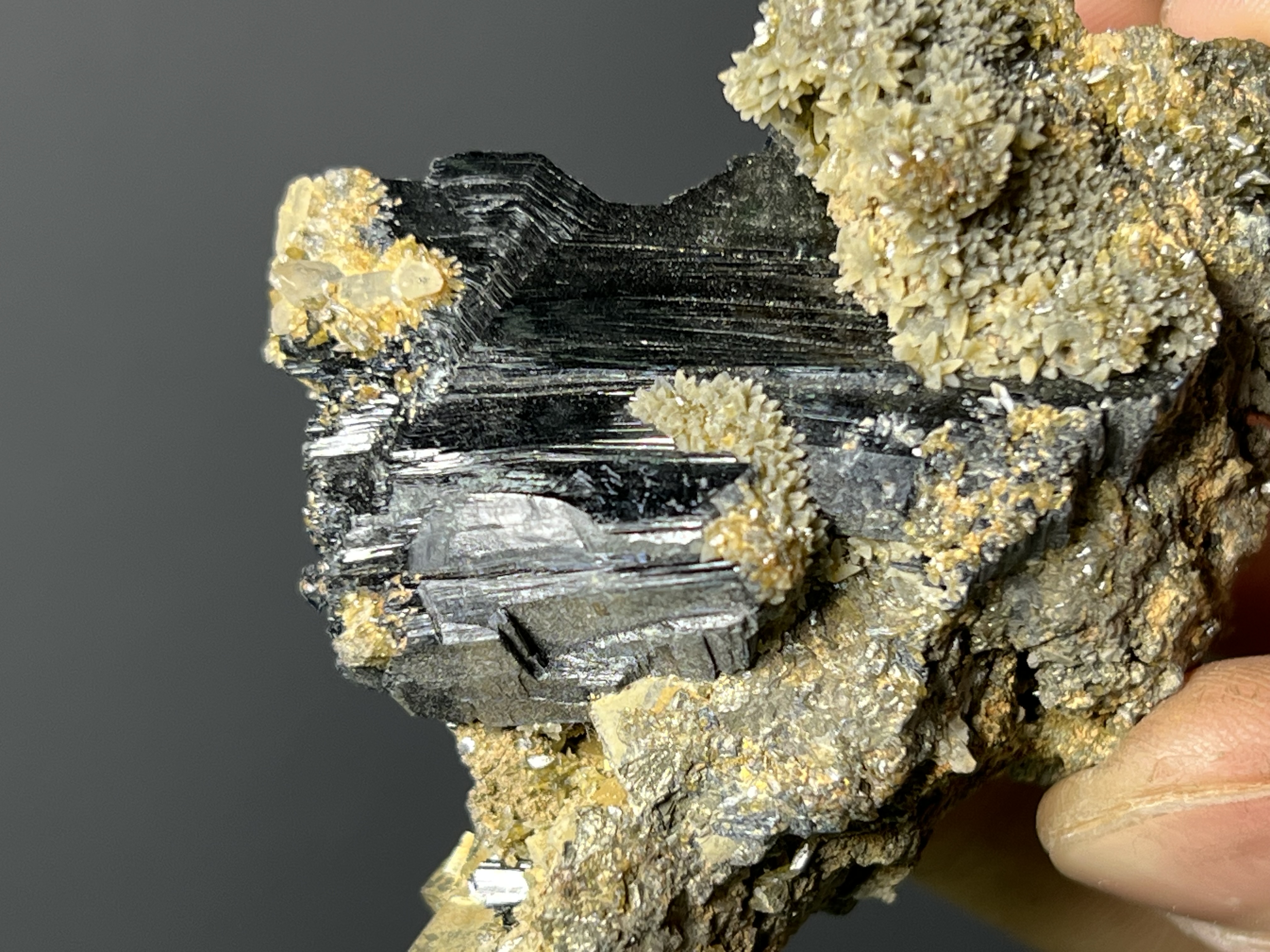 Museum Grade, Vivanite Childernite Specimen, 118gram