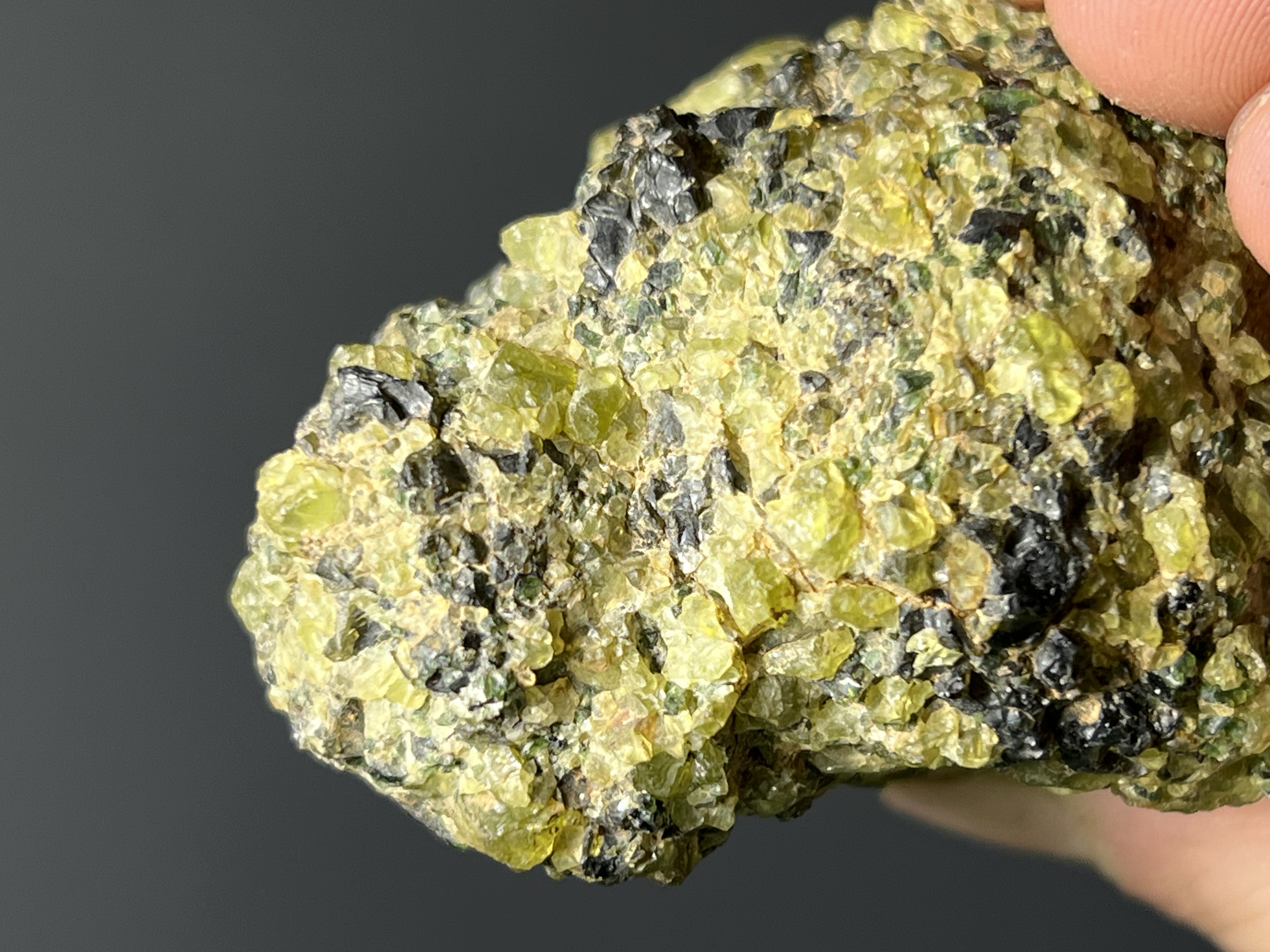 Olivine (Micro Sample) Specimen, 142gram