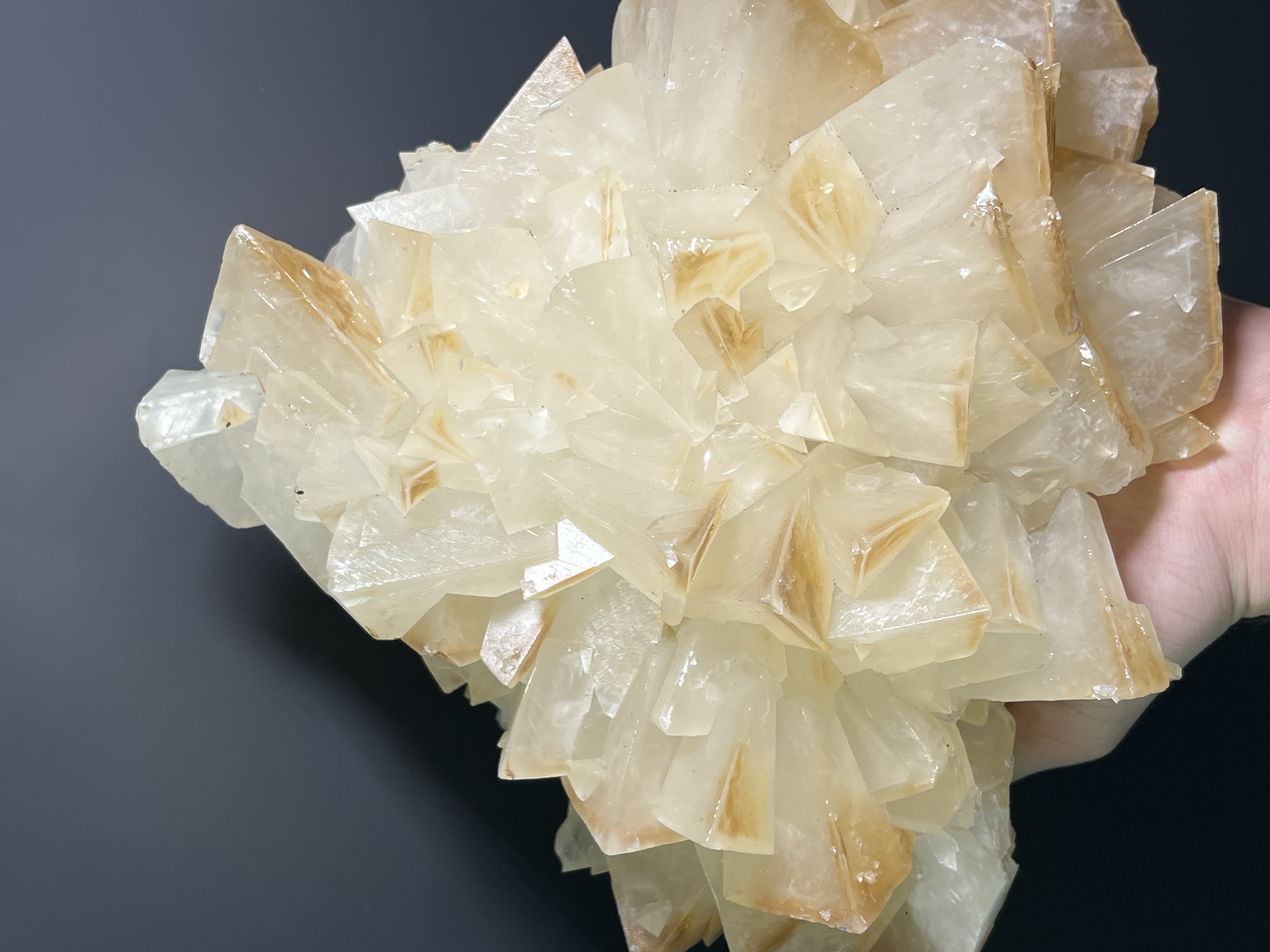 Large Size Special Yellow Crystal Calcite, 6,1kg