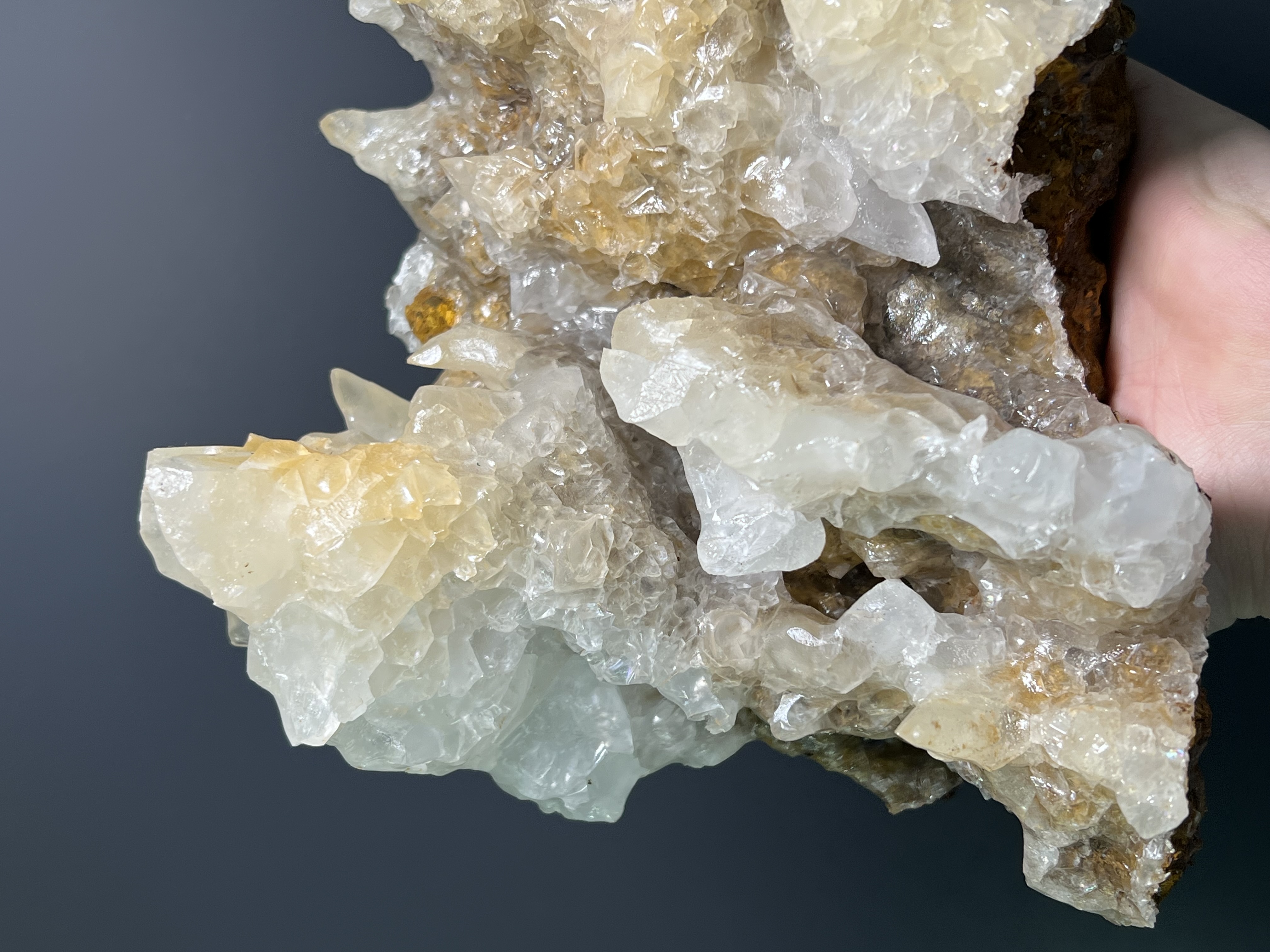 Special Large Size Crystal Calcite Specimen, 4,5kg