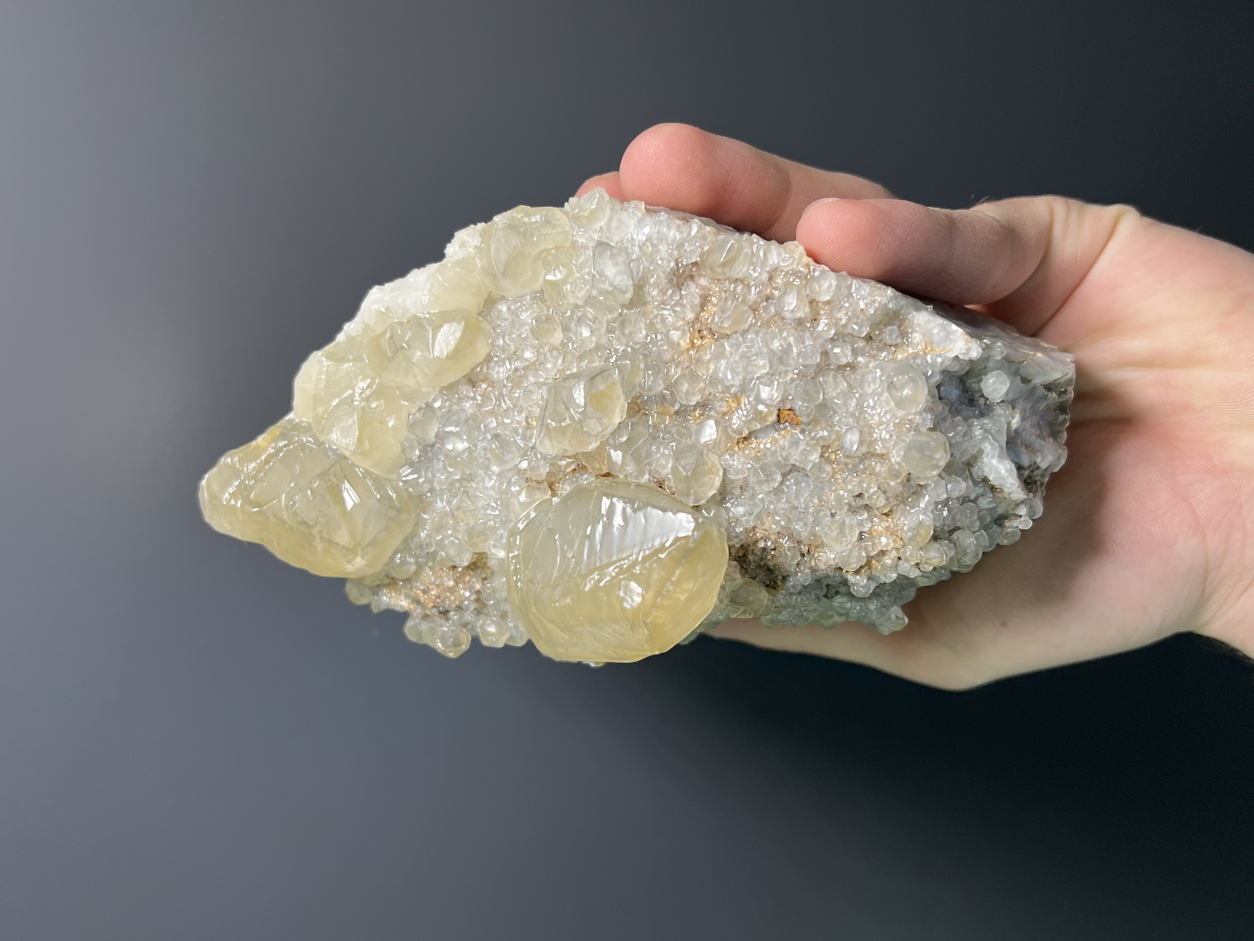 Beautiful, Tooth Crystal Calcite Specimen, 1,4kg