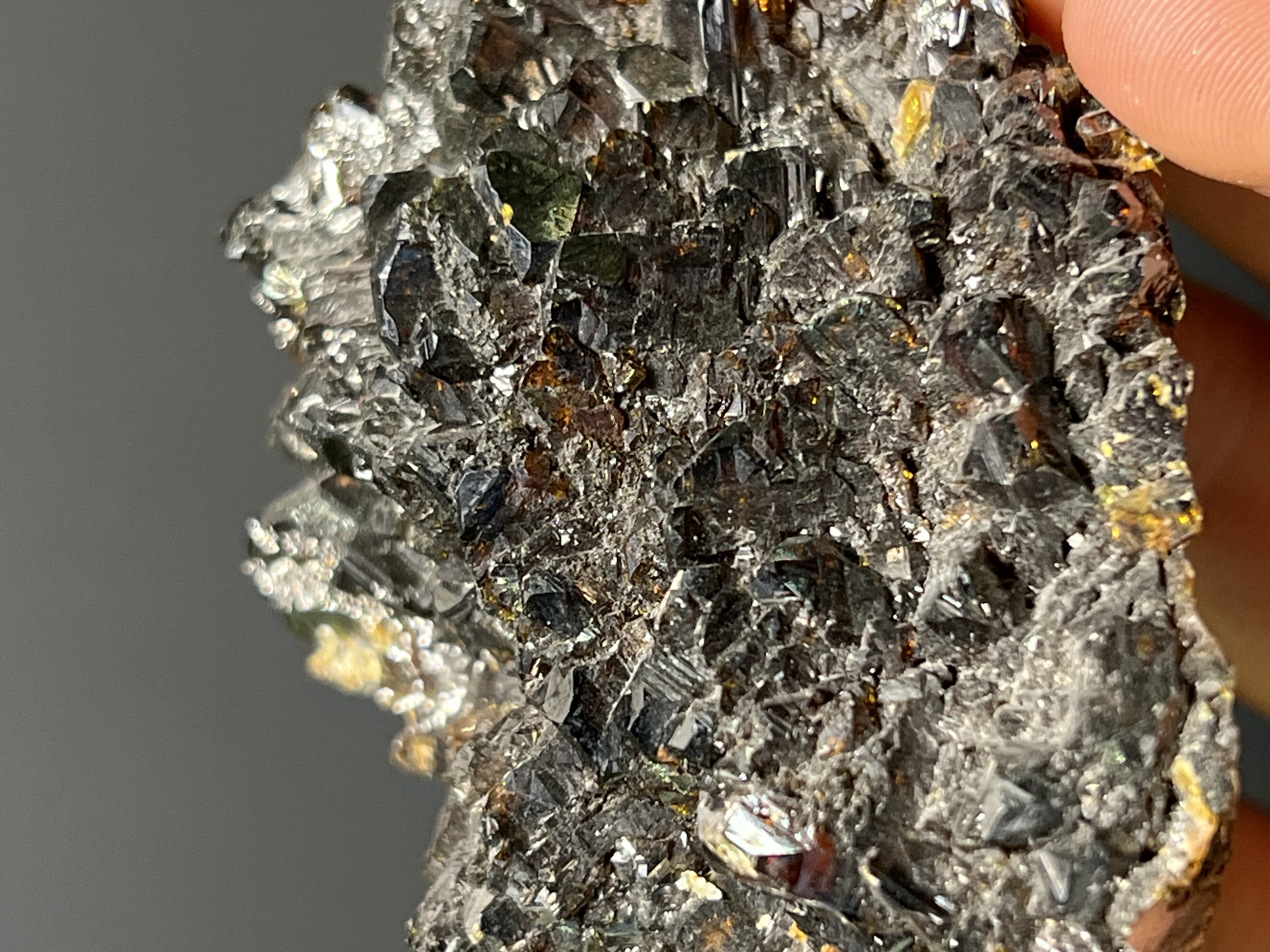 Special Garnet Specimen - China