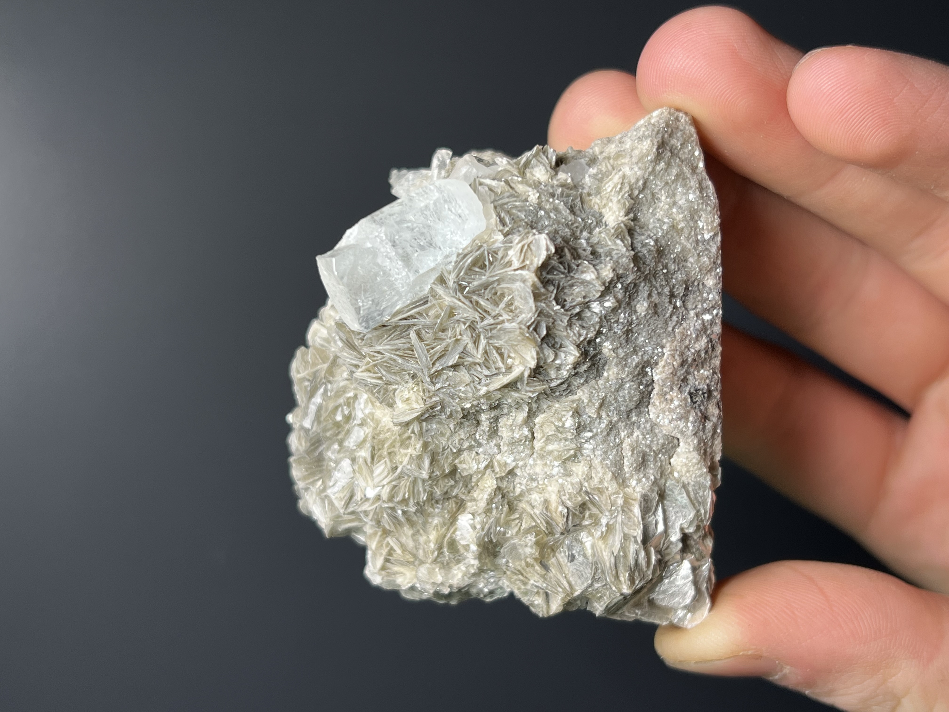 Aquamarine And Muscovite With Topaz - Pakistan