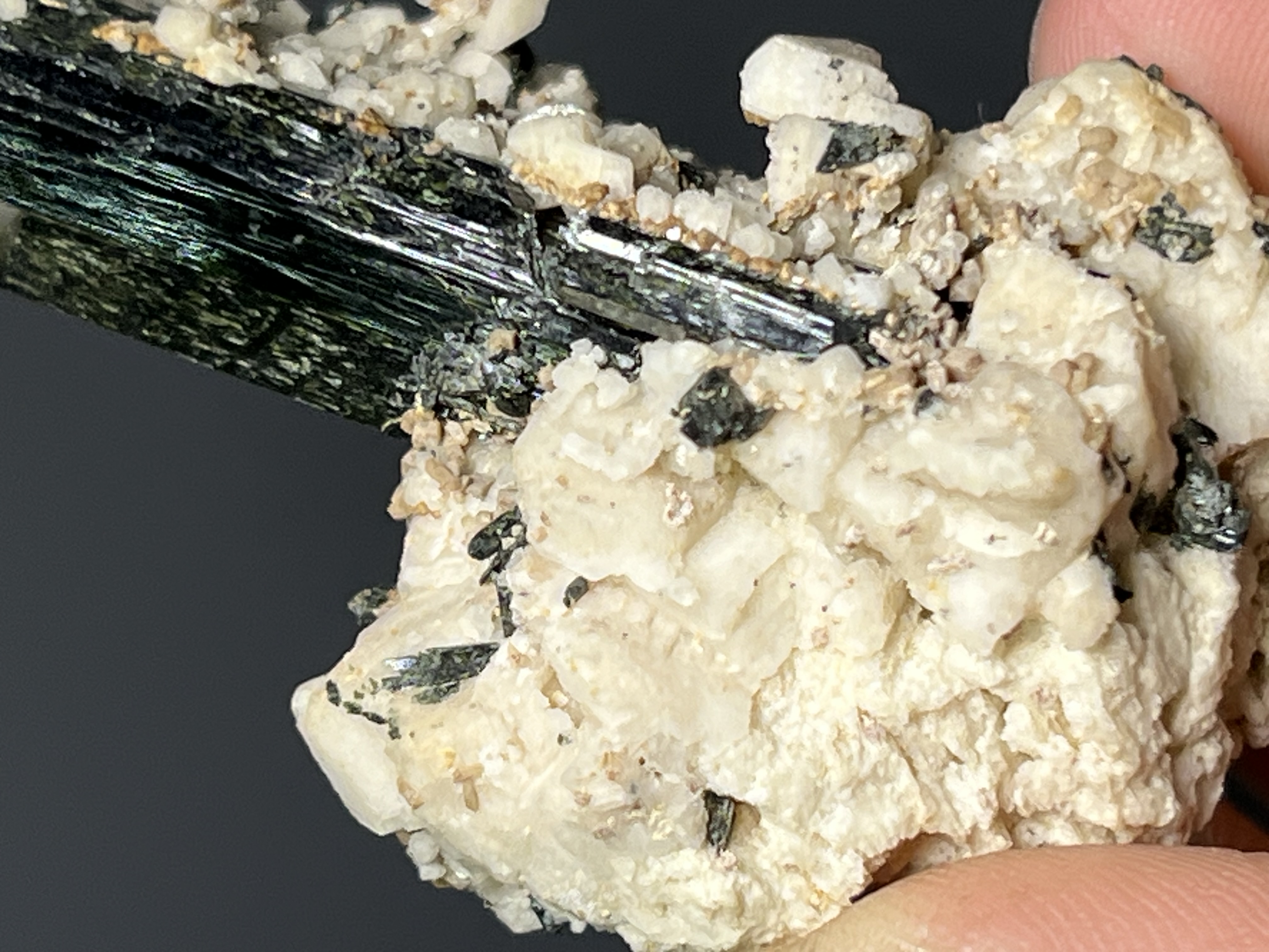 Aegirine And Ortochlase With Zircon - Malawi